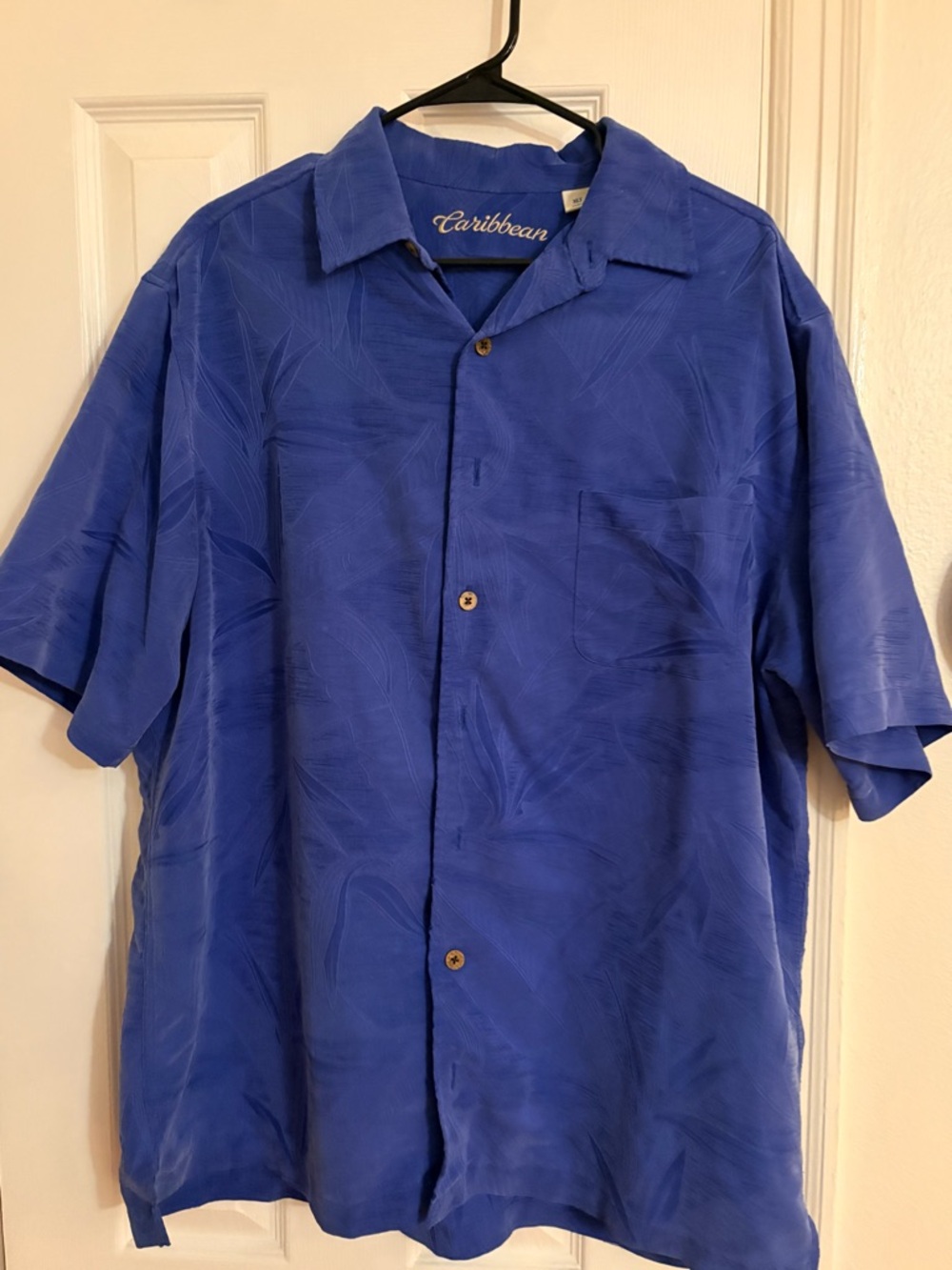 Caribbean Men’s Short-Sleeve Button-Down Shirt in Royal Blue